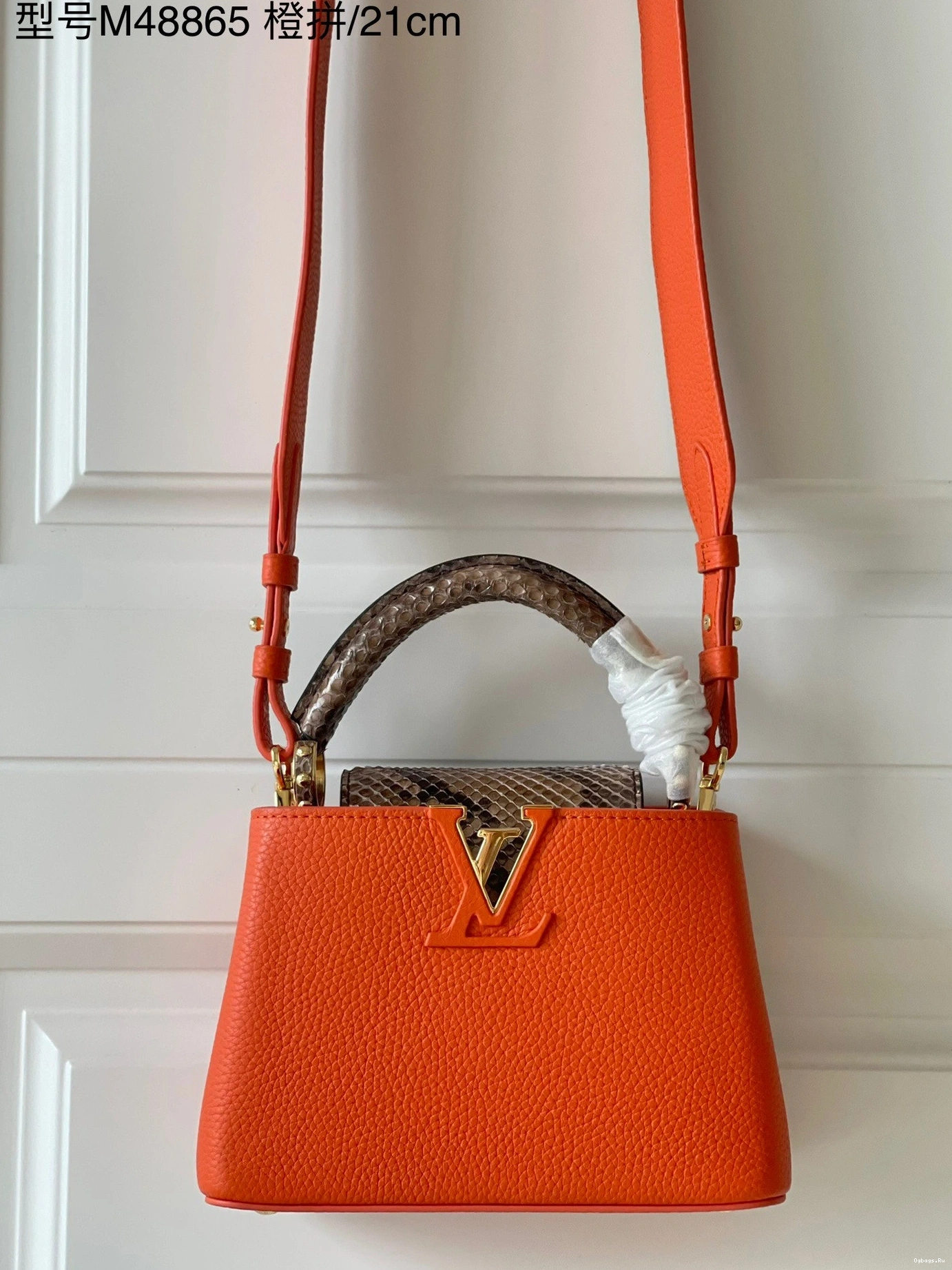 LOUIS MINI CAPUCINES VUITTON 0309